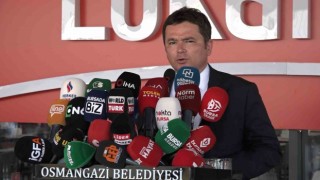 Bursanın ilk halk lokantası açıldı, ilk servisi Başkan Aydın yaptı