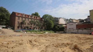 Büyükakın: Yıkılan vergi dairesinin yerine park yapılacak