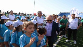 Büyükçekmece Belediyesi Yaz Spor Okulu törenle açıldı