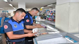 Büyükşehir Zabıtasından zincir marketlere sıkı denetim