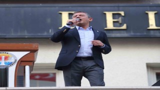 Özgür Özel Adana’da: Emeklilere asgari ücret tutarında bayram ikramiyesi verilsin