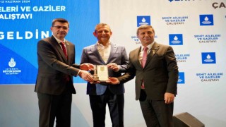 CHP Genel Başkanı Özgür Özel, Şehit Aileleri ve Gaziler Çalıştayına katıldı