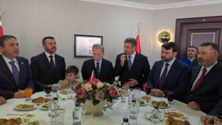 Cumhurbaşkanlığı YİK üyesi Şahin: (Özele) Normalleşmenin devamına leke sürecek sözlerden kaçınmak gerekir
