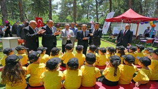 Denizlide Dünya Arı Günü miniklerle kutlandı