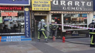 Denizlide iş hanında çıkan yangın korkuttu