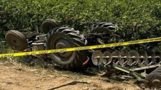 Devrilen traktörünün altında kalan adam hayatını kaybetti