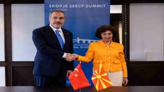 Dışişleri Bakanı Fidan, Kuzey Makedonya Cumhurbaşkanı Davkova ile görüştü