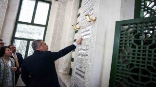 Dışişleri Bakanı Fidan, Yusuf Has Hacib Türbesini ve Id Gah Camiini ziyaret etti