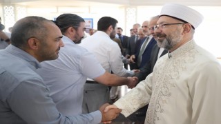 Diyanet İşleri Başkanı Erbaş TDV personeli ile bayramlaştı
