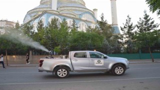 Diyarbakırda ilaçlama çalışmaları aralıksız devam ediyor