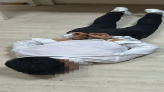 Düğün konvoyunda tüfek ve silahla ateş ettiler, düğüne girmeden yakalandılar
