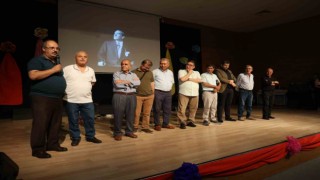 Emektar öğretmenlerin öğrencileriyle duygusal buluşması