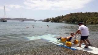 Engelsiz plajlarda deniz keyfi