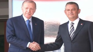 Erdoğan ve Özel CHP Genel Merkezi’nde Bir Araya Geldi