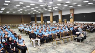 Esenyurt Belediye Başkanı Özer zabıta ve güvenlik görevlileriyle bir araya geldi