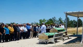 Eşi tarafından öldürülen anne ve kızı toprağa verildi