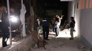 Eski eşi ve birlikte yaşadığı kişiyi pompalı tüfekle öldürdü