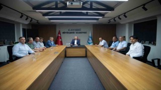 Esnaf dostu Başkan Büyükkılıç, hal kompleksi esnaflarını ağırladı