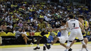 Fenerbahçe seride durumu 2-0 yaptı
