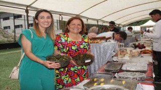 Fındığın yaprağından sarma yaptılar