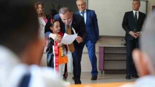 Gaziantepte 730 bin öğrenci karne heyecanı yaşadı