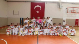Geleceğin sporcularının kuşak sınavı