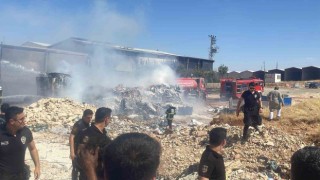 Geri dönüşüm fabrikasında korkutan yangın
