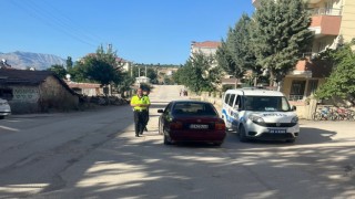 Gölbaşında bisiklet ile otomobil çarpıştı: 1 yaralı