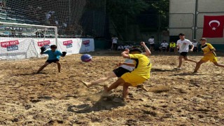 Gölcükte kum futbolu heyecanı için kayıtlar başladı
