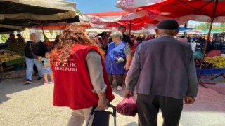 Gönüllü gençlerin İyilik Ağacı projesi ile yaşlılara destek olunuyor