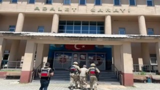 Hakkaride aranan 30 şahıs yakalandı