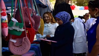 Hayat Boyu Öğrenme kursunun yılsonu sergisi açıldı