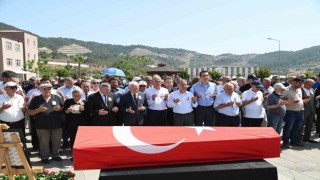 Hayatını kaybeden Prof. Dr. Ali Ayhan, memleketi Anamurda toprağa verildi