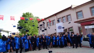 Hisarcık MYOda mezuniyet coşkusu