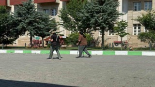 Iğdırda öğrenciler YKS sınavı öncesi sınava yetişme mücadelesi verdi