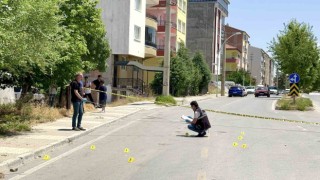 İki grubun silahlı kavgasında kan aktı: 3 yaralı