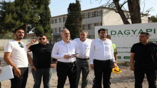 İnegöl Akhisar Spor Salonu yükseliyor