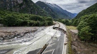 İsviçrede sel ve toprak kaymasında 1 kişi öldü