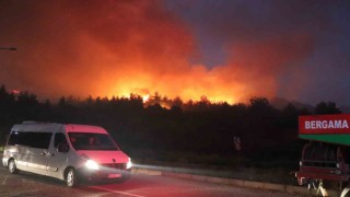İzmir Selçuktaki yangın havadan görüntülendi