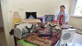 Kadınlar ahşap boyama ile geri dönüşümün öncüsü oldu