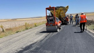 Kahramanmaraş Büyükşehir Belediyesi, Yol Bakım ve Onarım Çalışmalarını Sürdürüyor