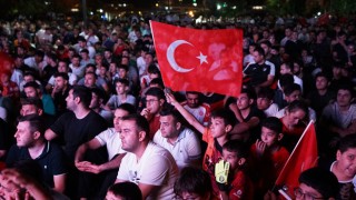 Kahramanmaraşlılar, Millilerin Zaferini Kutladı