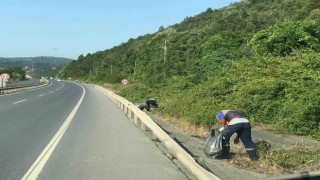 Karadeniz Ereğlide plajlarda temizlik çalışması sürüyor