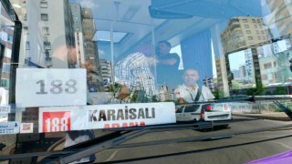 Karaisalıda otobüs durağına yazı yazarak Zeydan Karalardan yeni otobüs isteyen ilçe halkının arzusu yerine getirildi