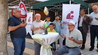 Karamanda yetimler için düzenlenen hayır çarşısı dualarla açıldı