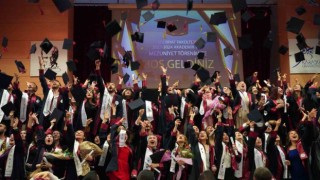 KBÜde mezuniyet coşkusu sürüyor