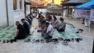 Kırklarelinde bayram namazı coşkuyla eda edildi