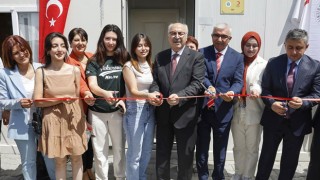Konteyner Kütüphane, Adana'da Hizmete Açıldı