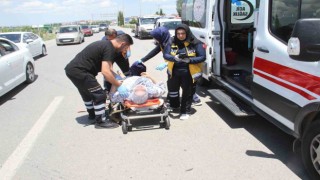 Konyada 4 kişinin yaralandığı zincirleme kazada, ağlayan çocukları polis ve vatandaşlar sakinleştirdi