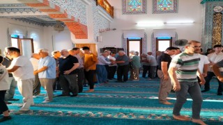 Köyceğizde Kurban Bayramı kutlamaları camide başladı